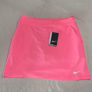 Nike Women’s Tournament Knit Golf Skort